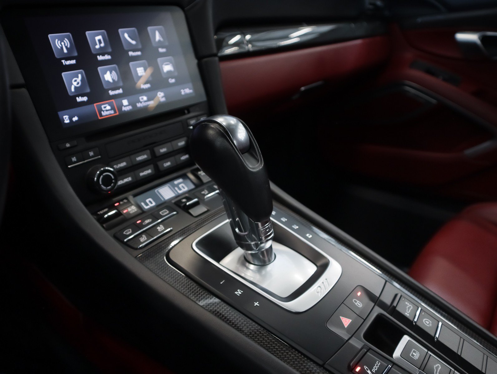 Certified 2019 Porsche 911 Turbo S AWD/4WD image 19