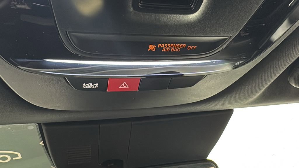 Used 2025 Kia Sportage X-Line w/ Premium Package image 31
