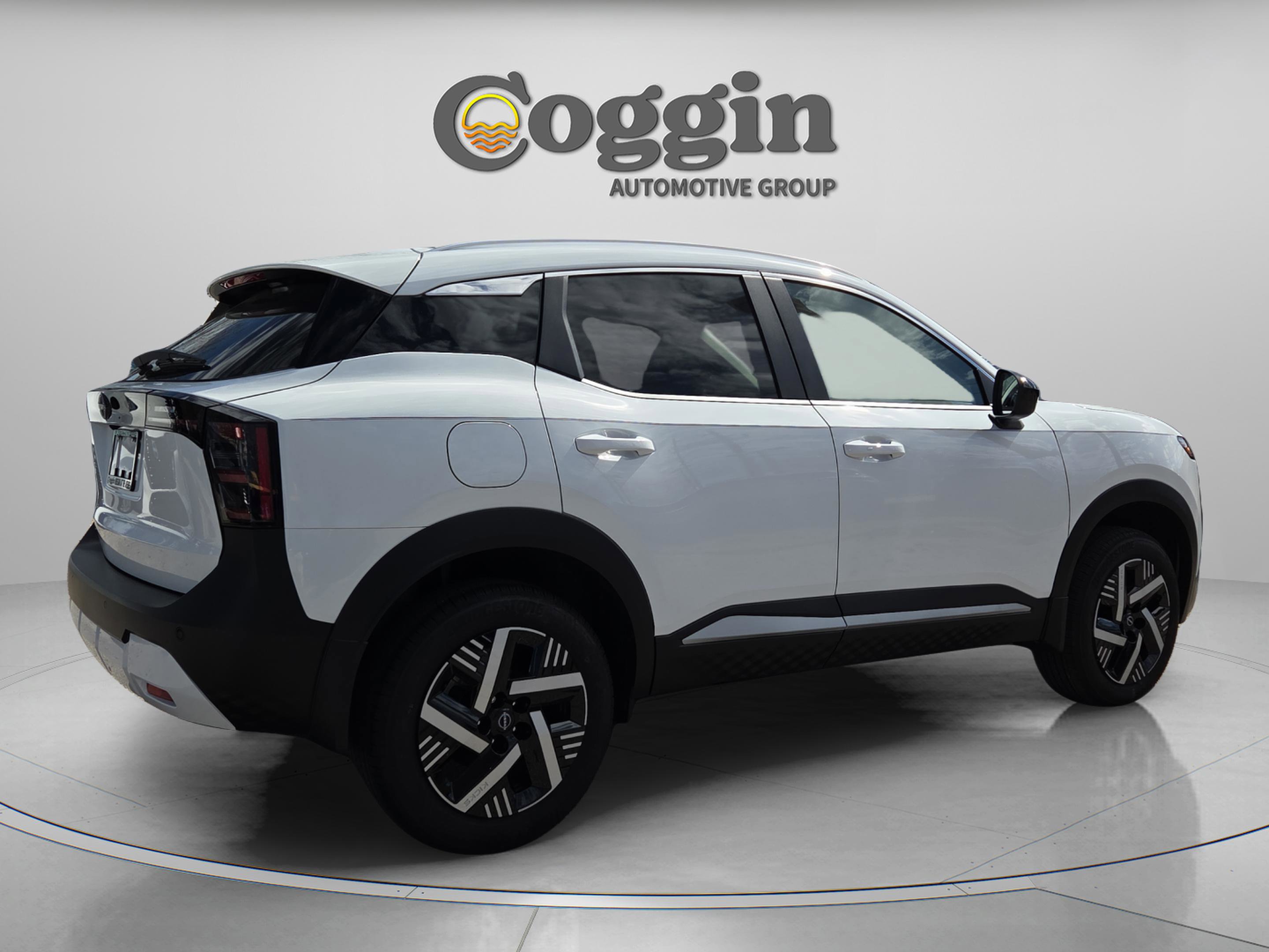 New 2026 Nissan Kicks SV image 5