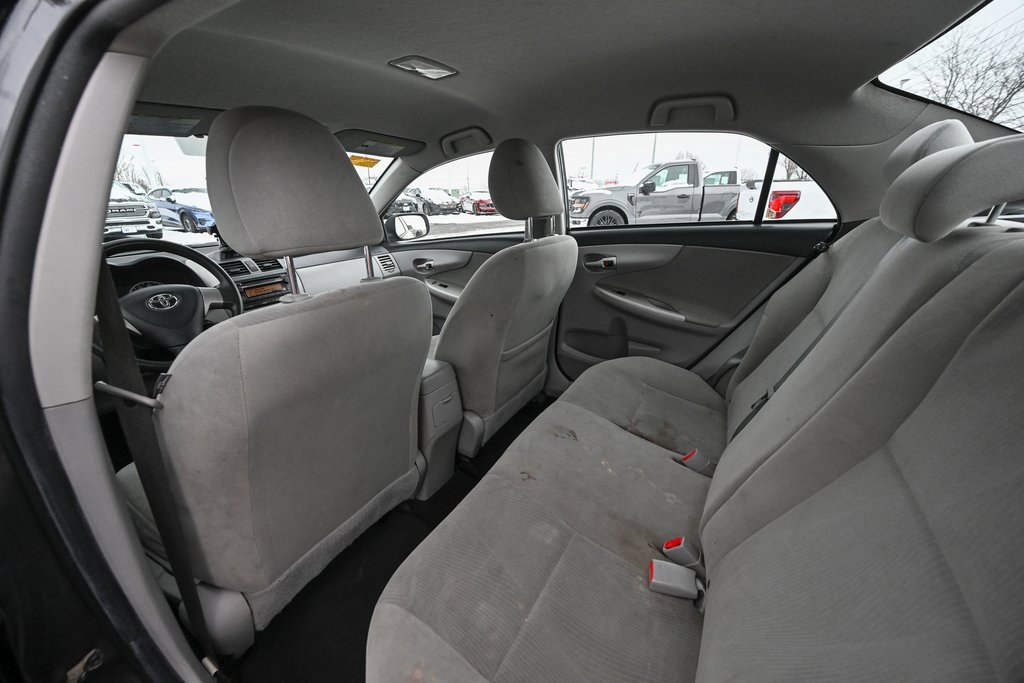 Used 2012 Toyota Corolla LE image 19