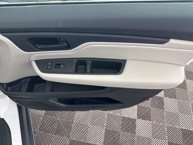 Certified 2026 Honda Odyssey EX-L image 25