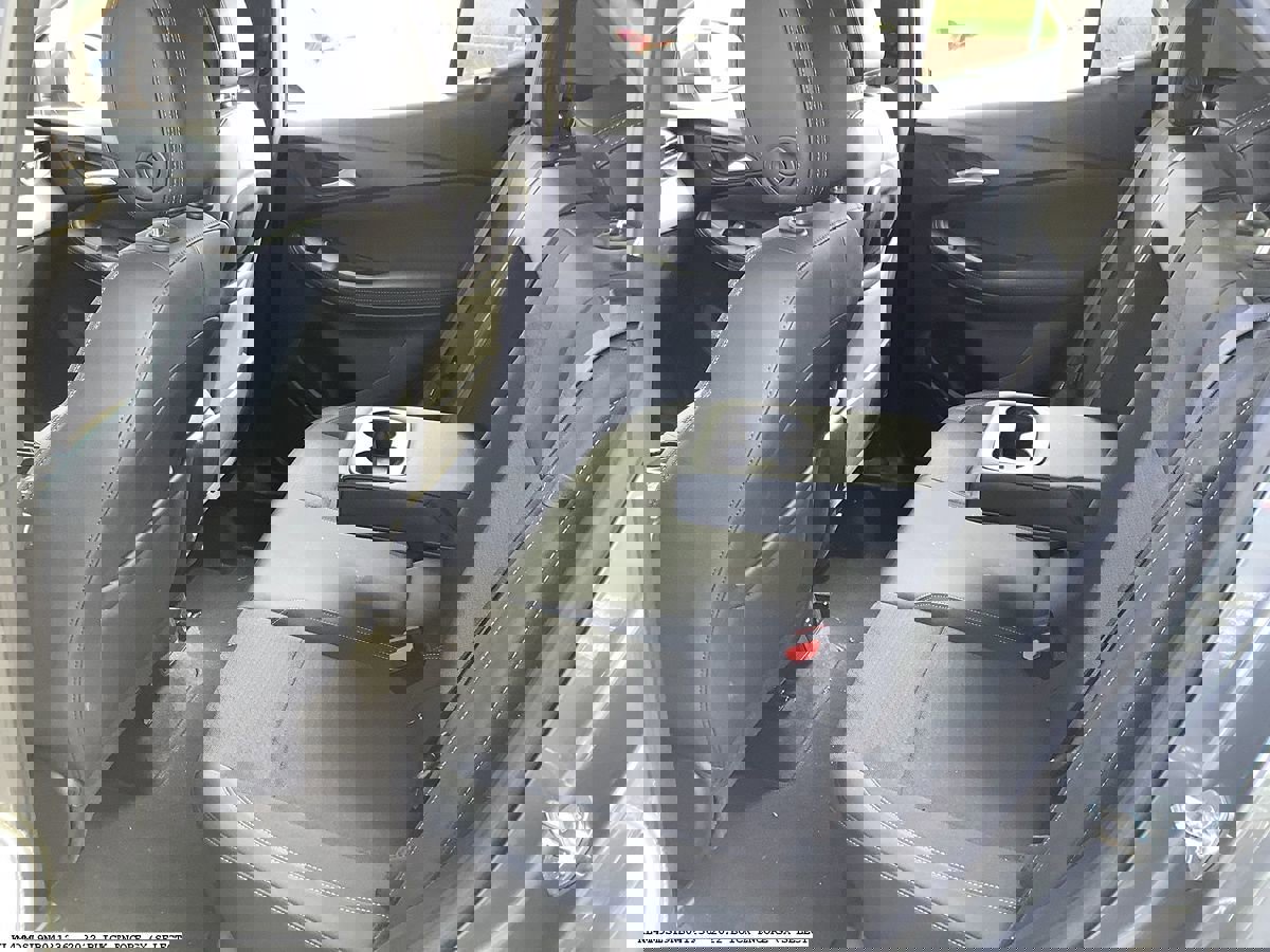 Used 2022 Buick Encore GX Select w/ Sport Touring Package image 13