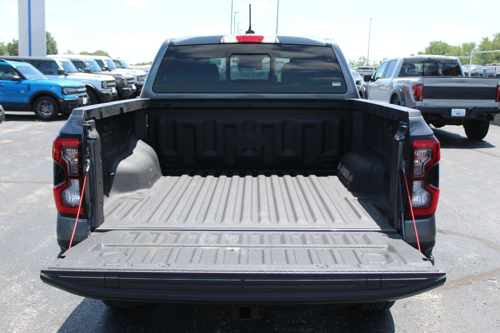Used 2024 Ford Ranger Lariat w/ Advanced Towing Package AWD/4WD image 18