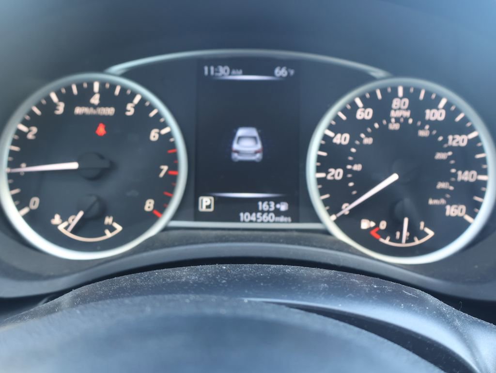 Used 2016 Nissan Sentra SR image 2
