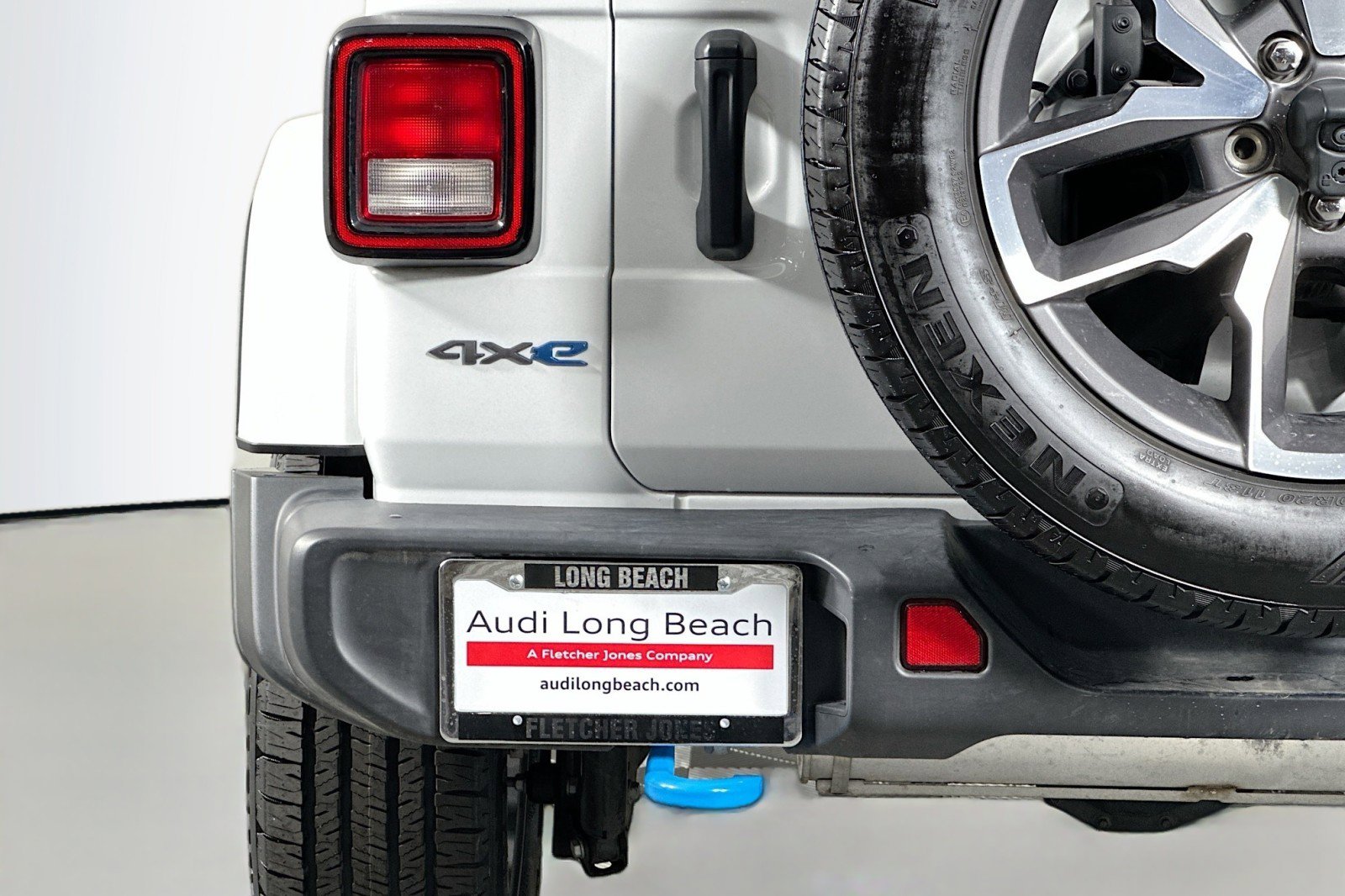 Used 2024 Jeep Wrangler Unlimited AWD/4WD image 17