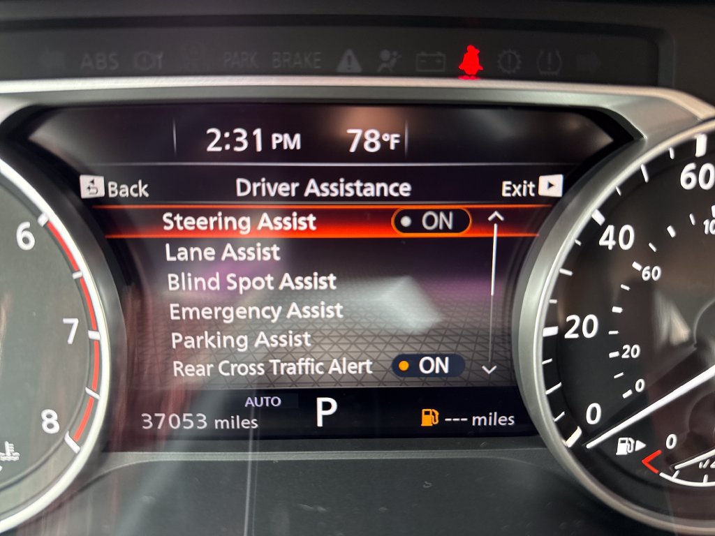 Used 2023 Nissan Rogue SV AWD/4WD image 14