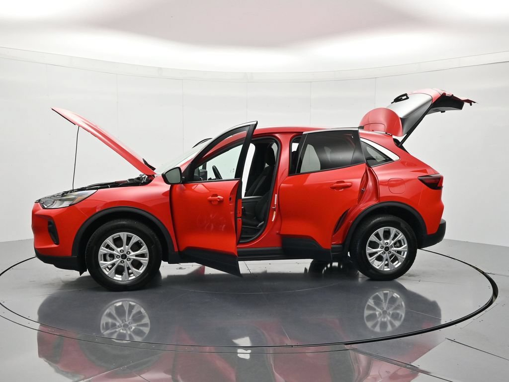 Used 2024 Ford Escape Active AWD/4WD image 46