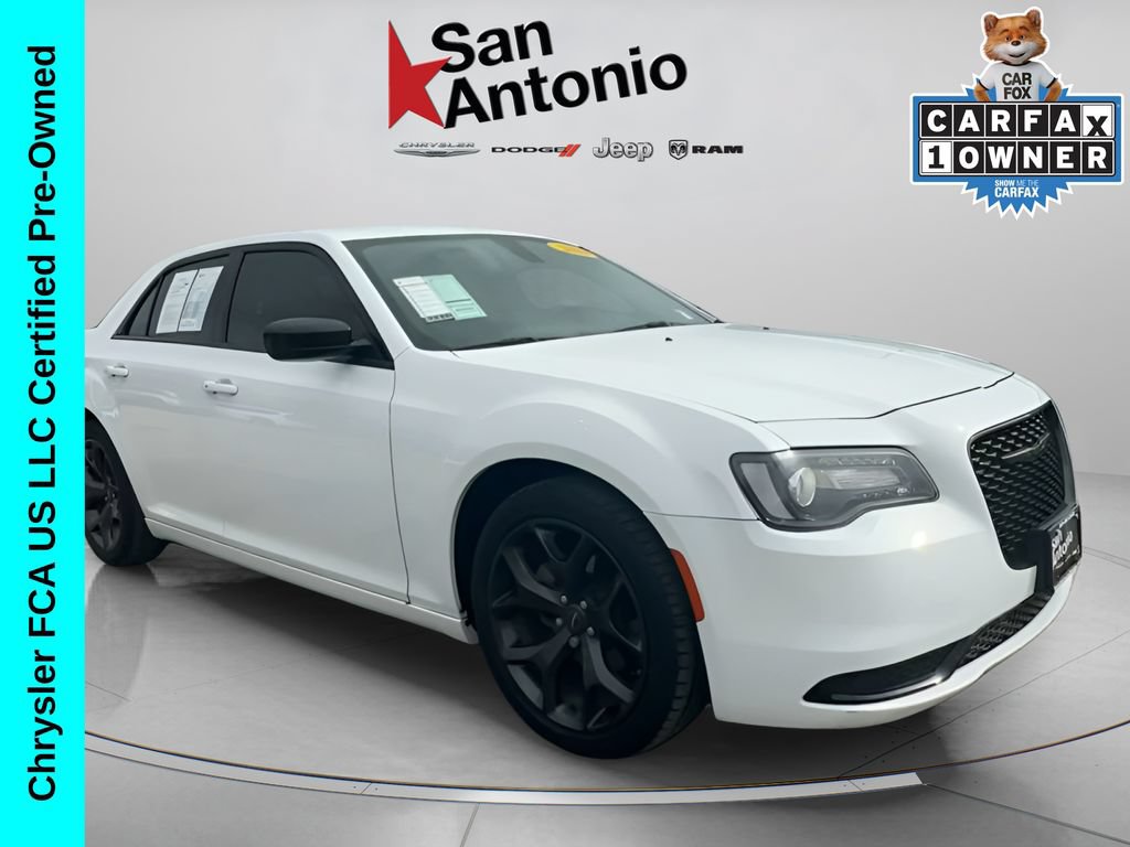 Certified 2023 Chrysler 300 Touring w/ Sport Appearance Package