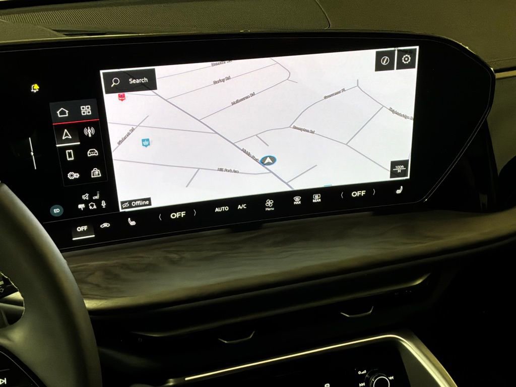 Certified 2025 Audi Q5 Premium w/ Convenience Package image 3