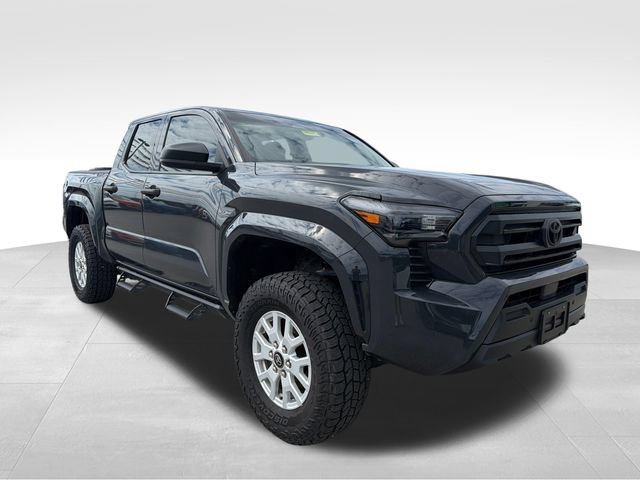 Used 2024 Toyota Tacoma SR w/ SR Upgrade Package AWD/4WD image 3