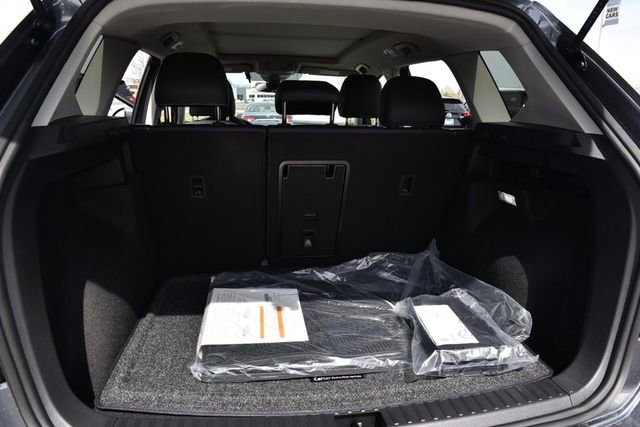 New 2026 Volkswagen Taos SE image 26