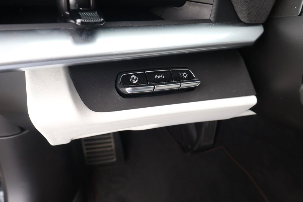 Used 2023 Chevrolet Corvette Stingray Premium Conv w/ Z51 Performance Package RWD image 18