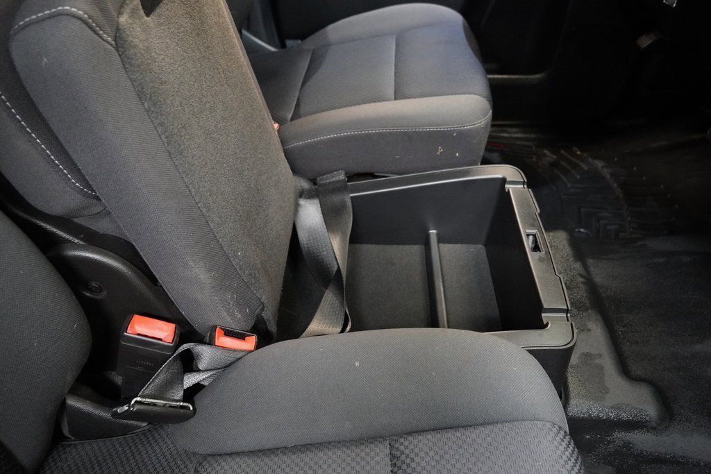 Used 2018 Chevrolet Silverado 1500 LT w/ All Star Edition image 33