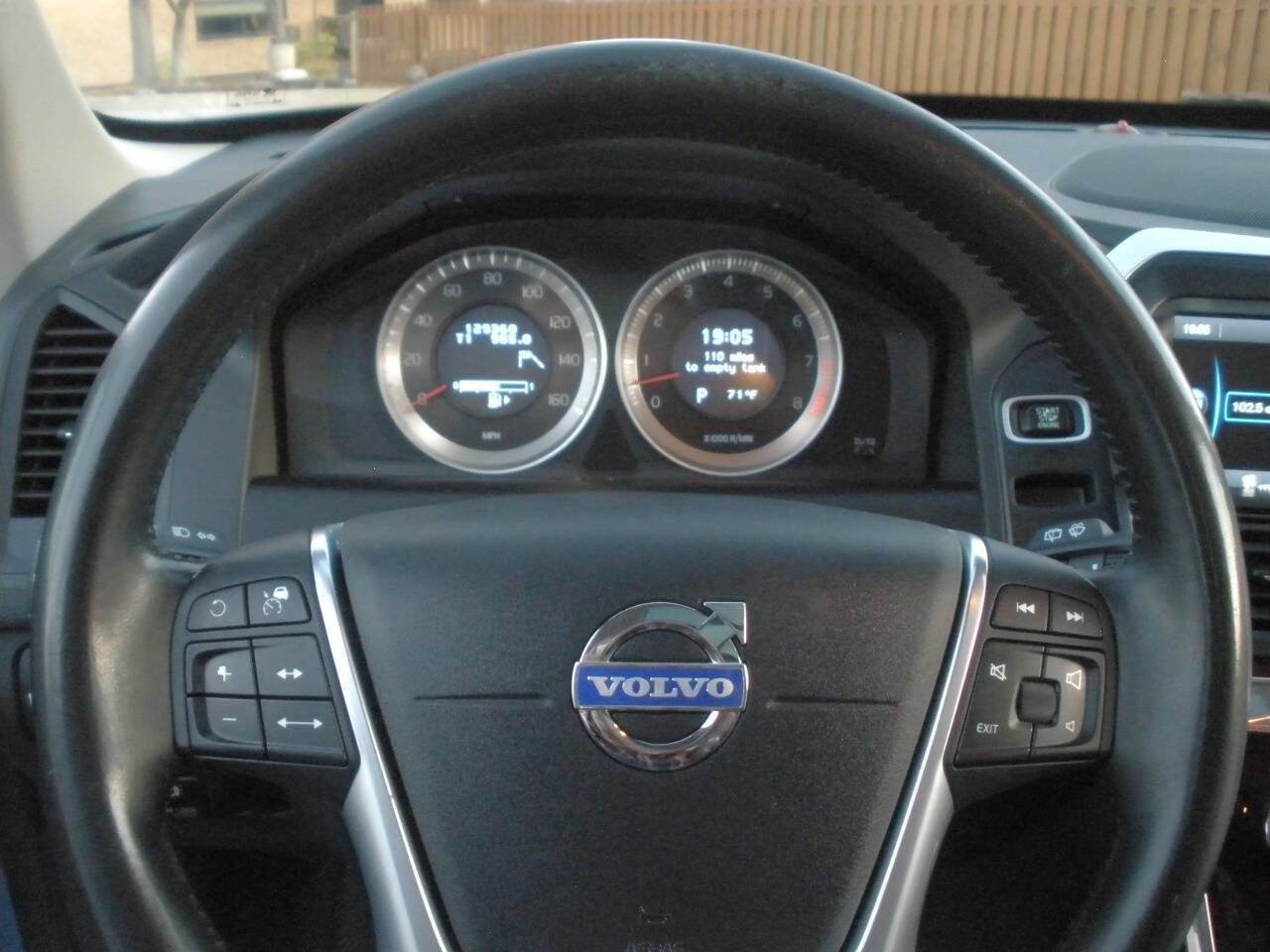 Used 2013 Volvo XC60 T6 image 32