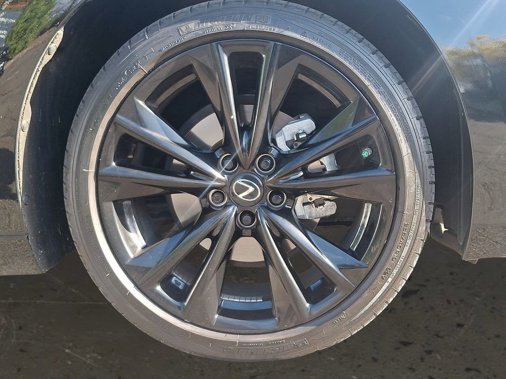Used 2024 Lexus ES 350 F Sport w/ Technology Package FWD image 9