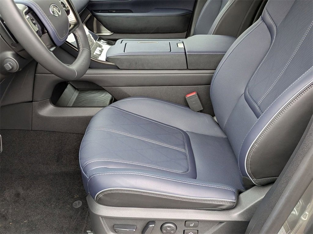 New 2026 INFINITI QX80 4WD w/ Sport Exterior Package image 12