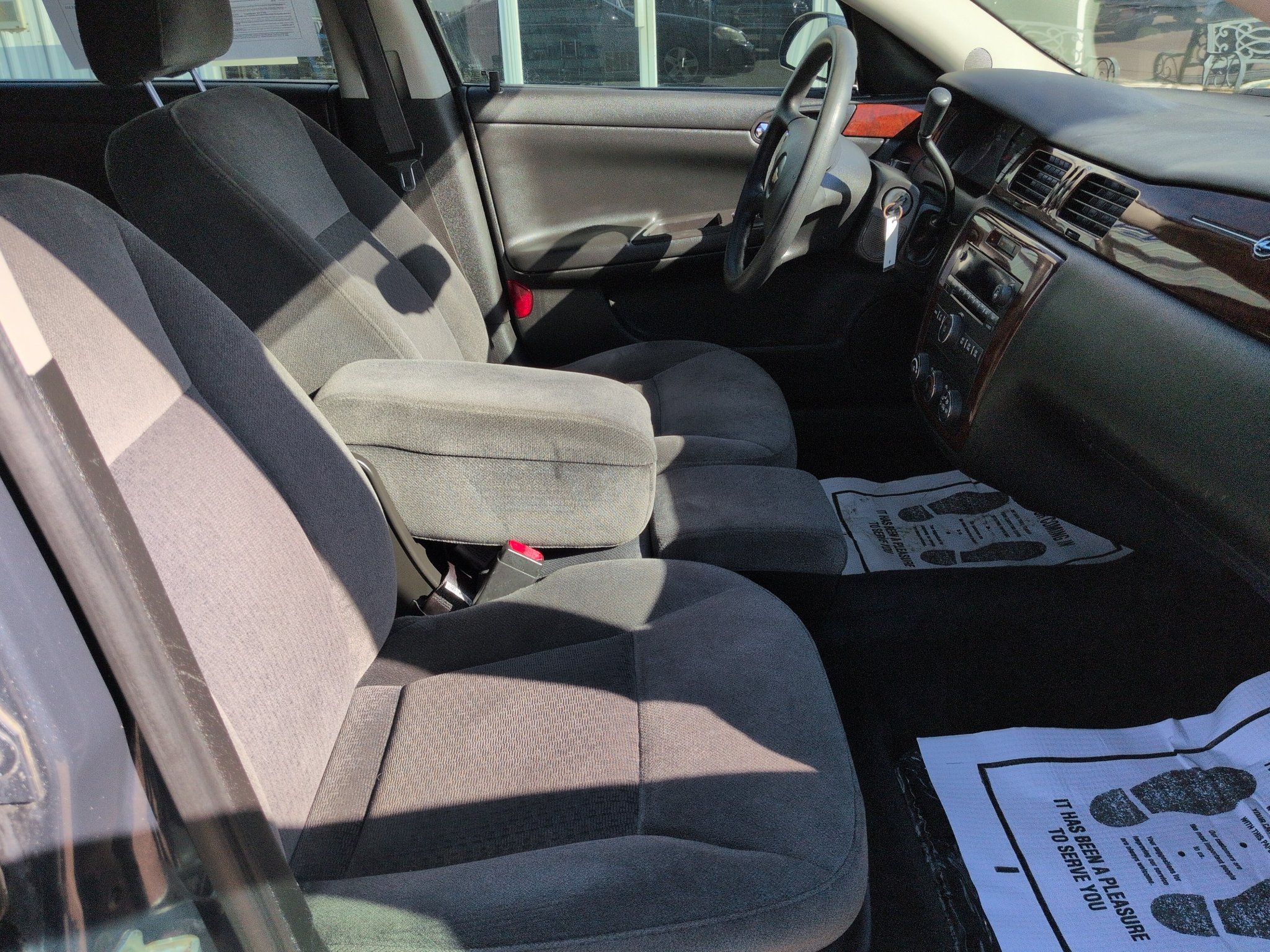 Used 2008 Chevrolet Impala LS FWD image 21