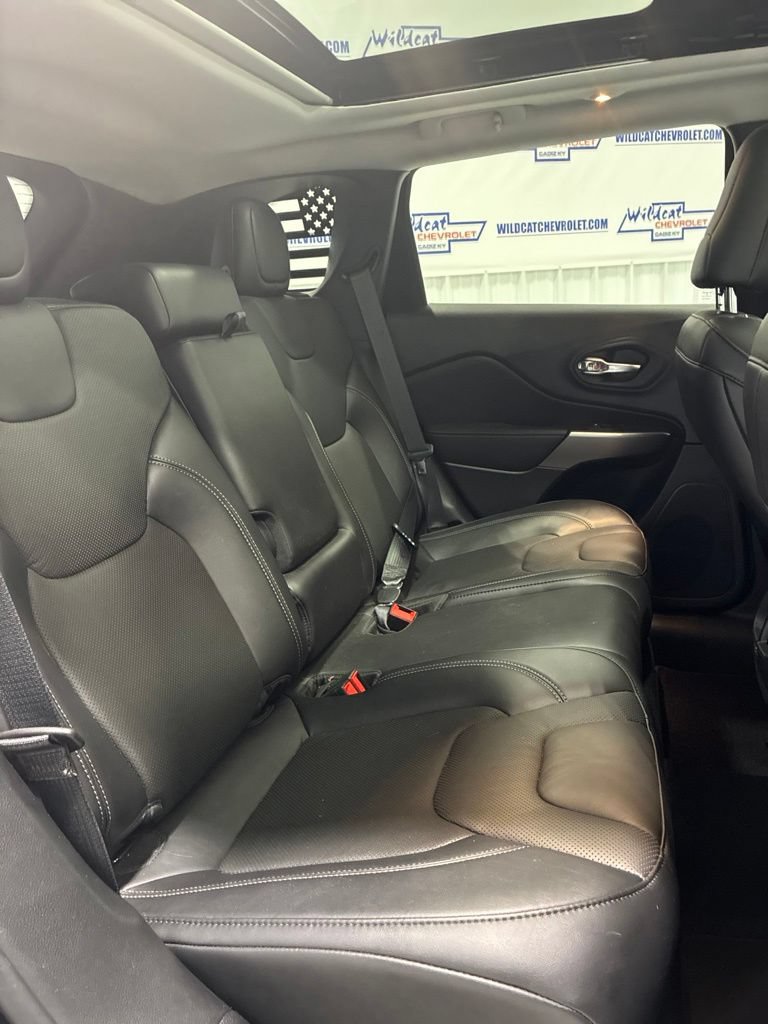 Used 2021 Jeep Cherokee Limited AWD/4WD image 45
