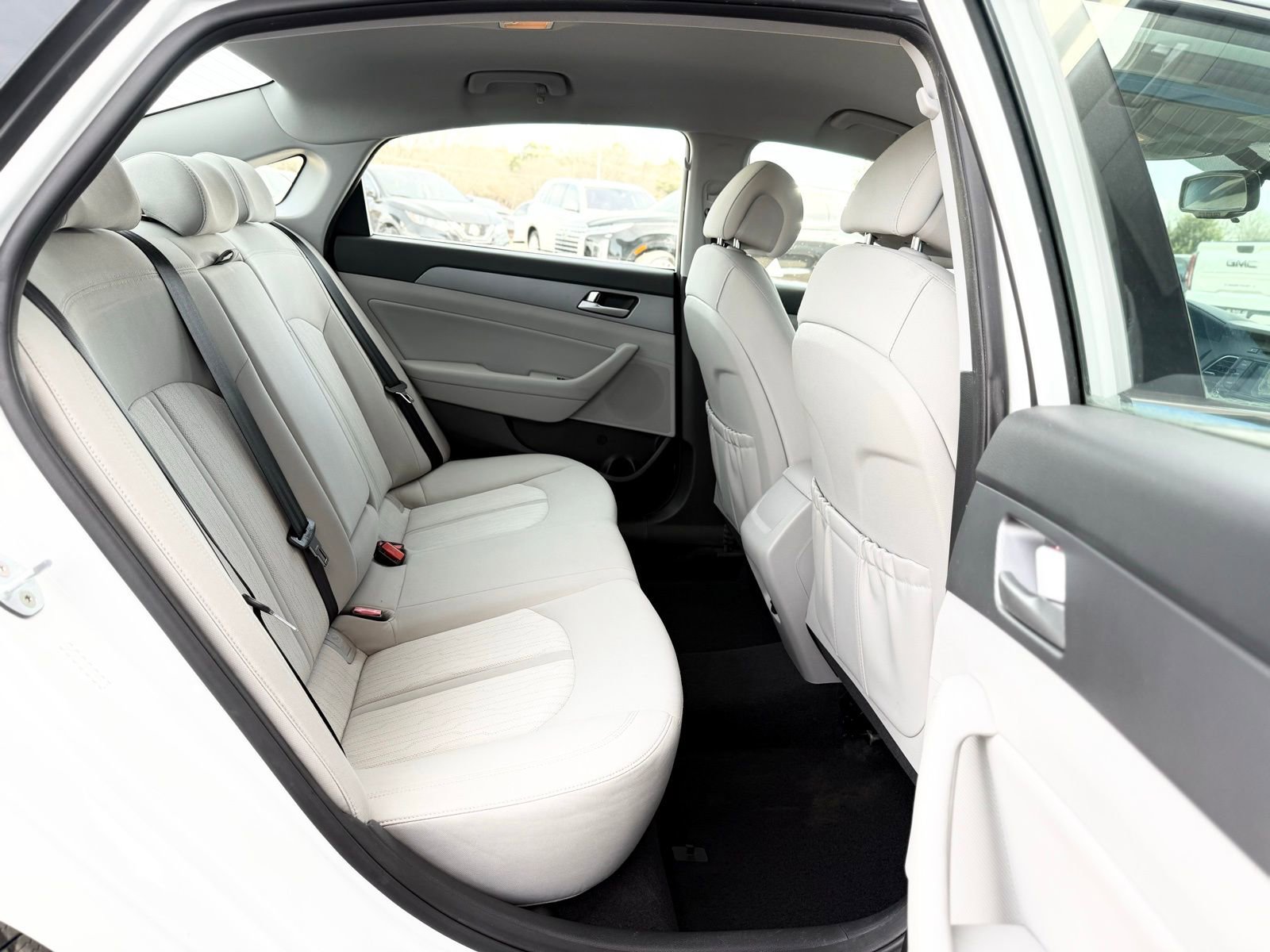 Used 2016 Hyundai Sonata SE image 19