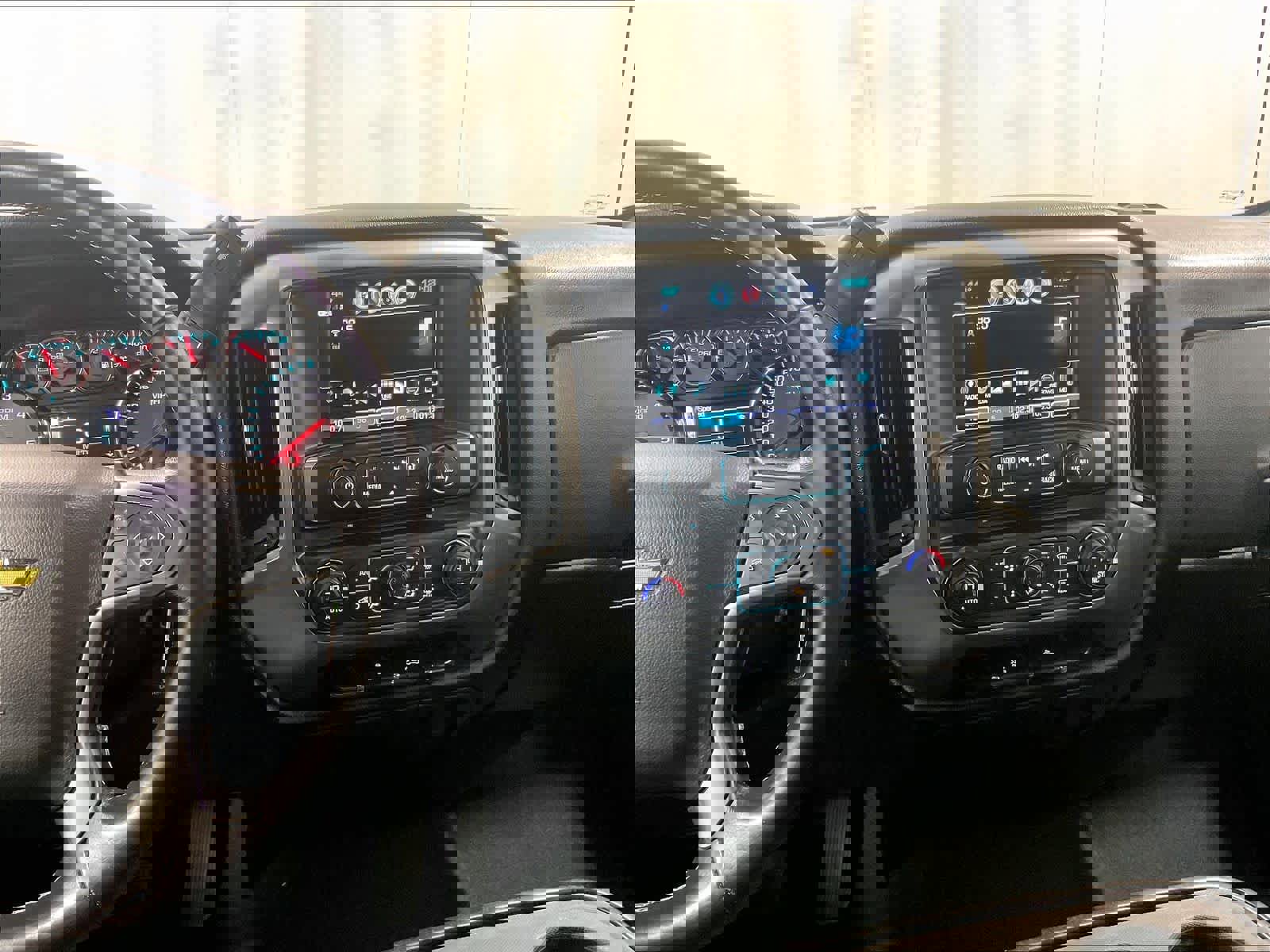 Used 2019 Chevrolet Silverado 1500 LT w/ All Star Edition image 18