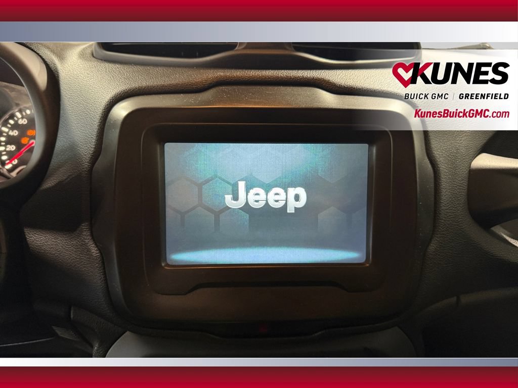 Used 2019 Jeep Renegade Altitude w/ Quick Order Package 2XM FWD image 25