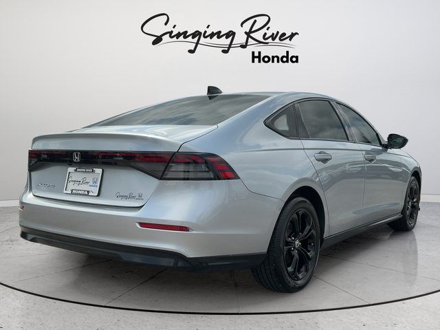 Used 2025 Honda Accord SE image 7