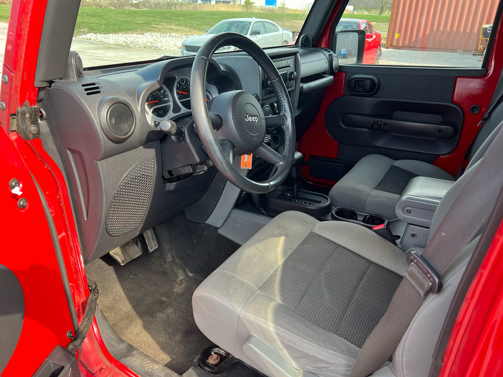 Used 2010 Jeep Wrangler Unlimited Sport AWD/4WD image 10