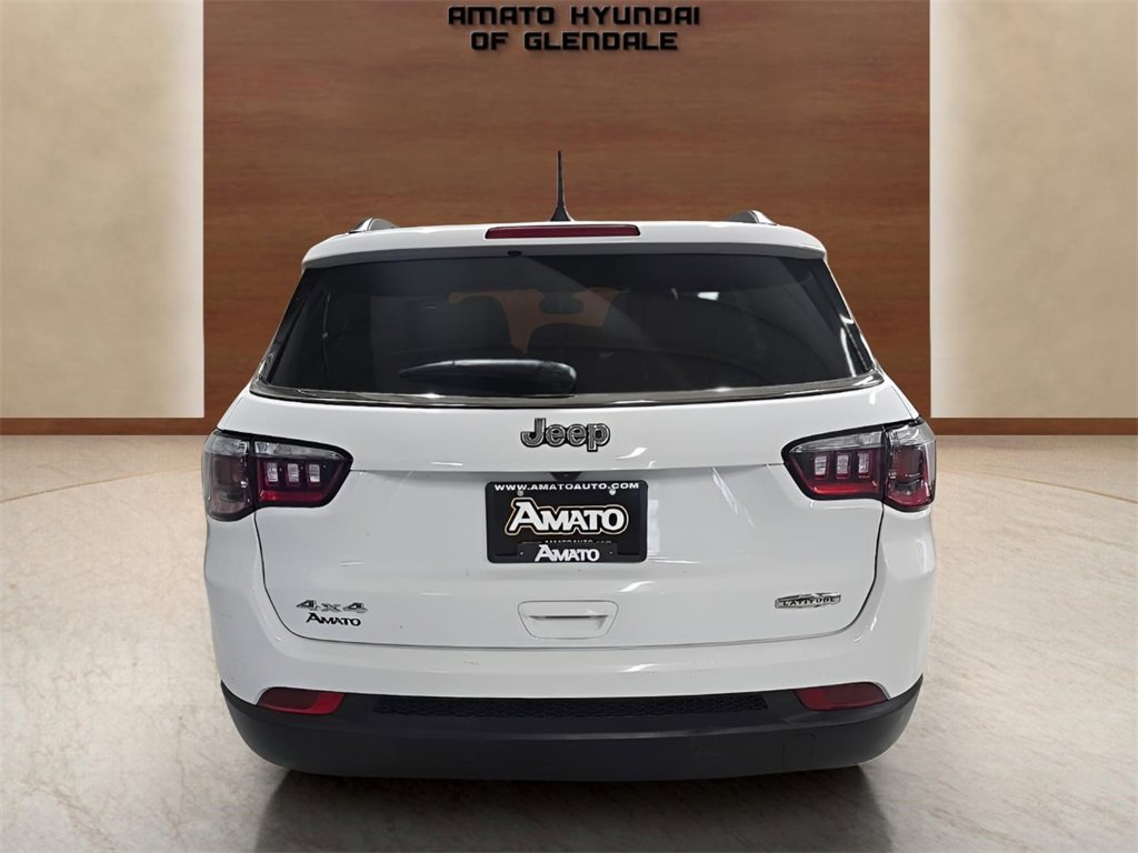 Used 2024 Jeep Compass Latitude image 5