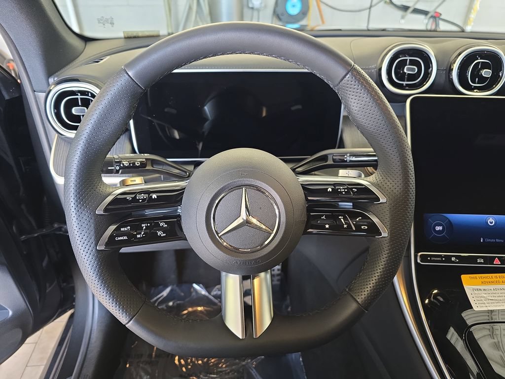 Used 2026 Mercedes-Benz GLC 300 image 22