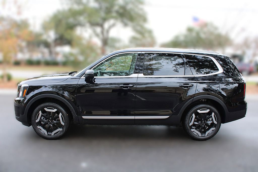 New 2025 Kia Telluride EX w/ EX Captain's Chair Package image 14