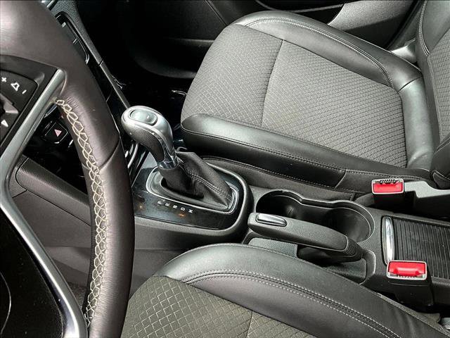Used 2022 Buick Encore Preferred FWD image 15