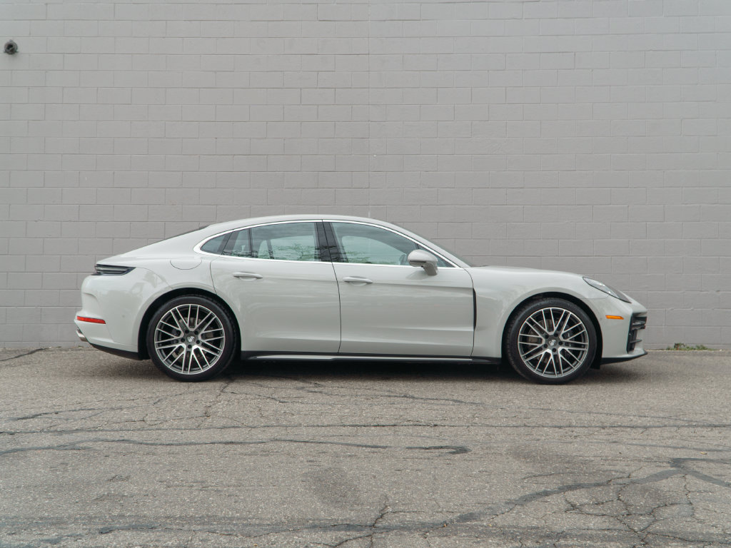 Used 2026 Porsche Panamera 4 AWD/4WD image 8