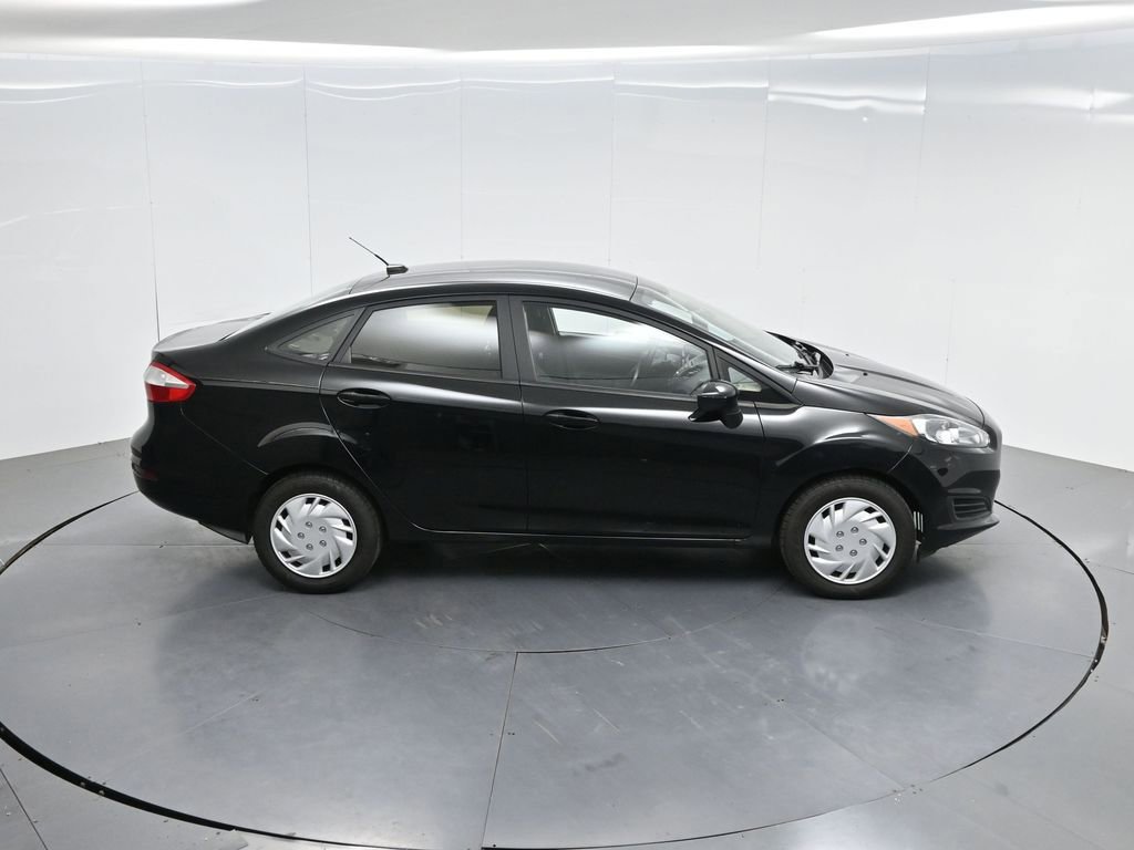 Used 2017 Ford Fiesta S image 39