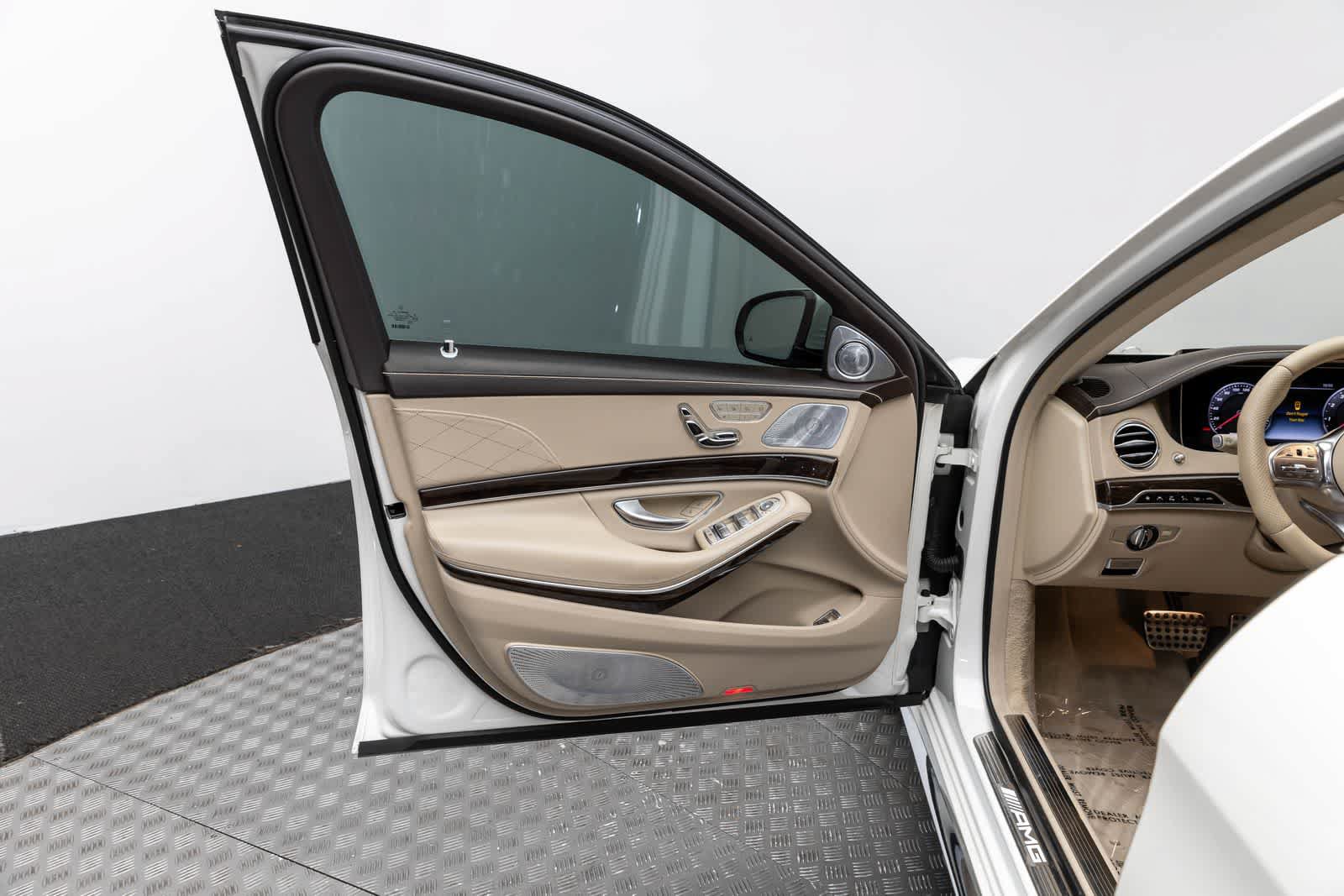 Used 2020 Mercedes-Benz S 65 AMG Sedan image 27