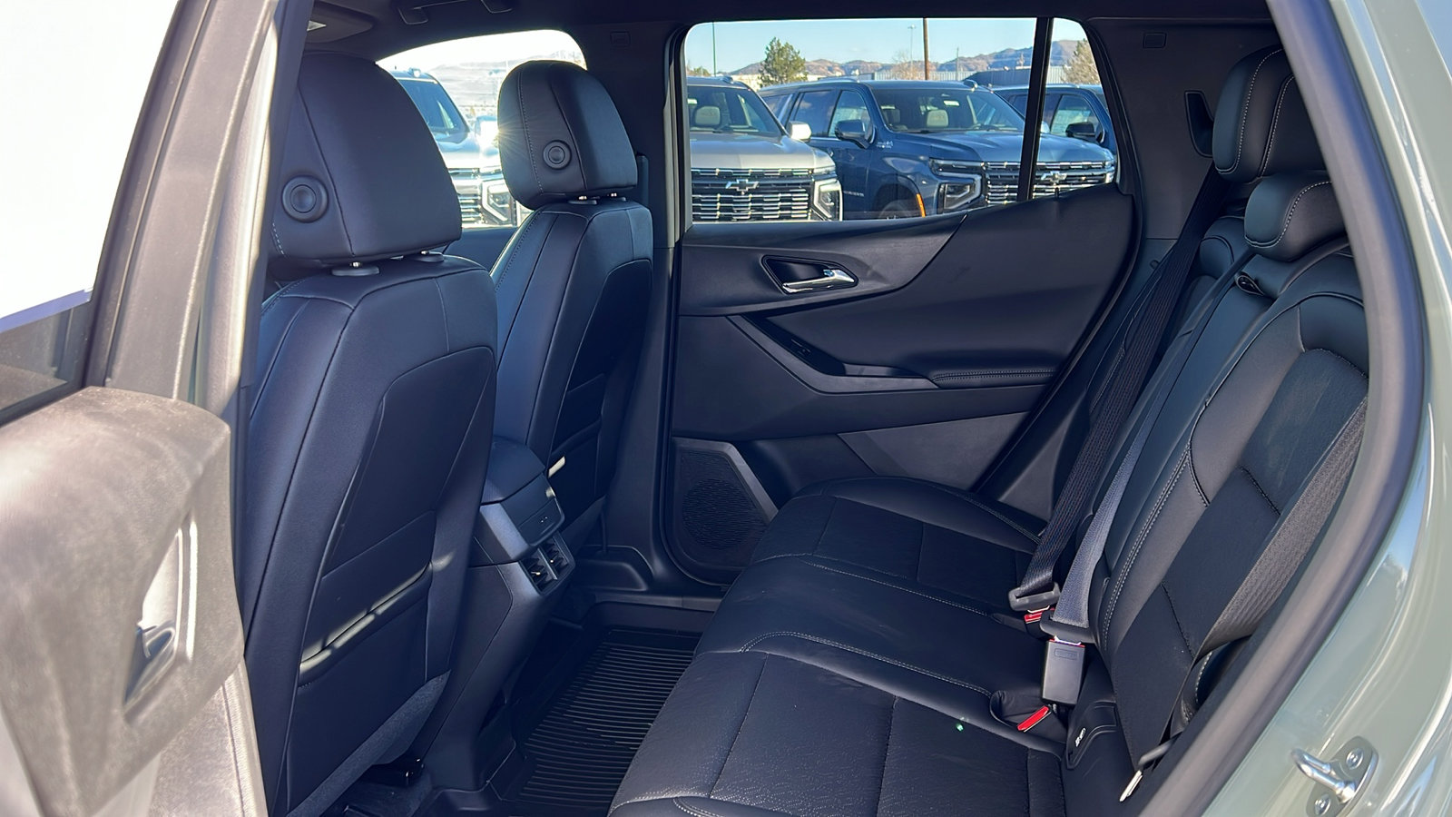 New 2026 Chevrolet Equinox LT w/ Convenience Package II image 13