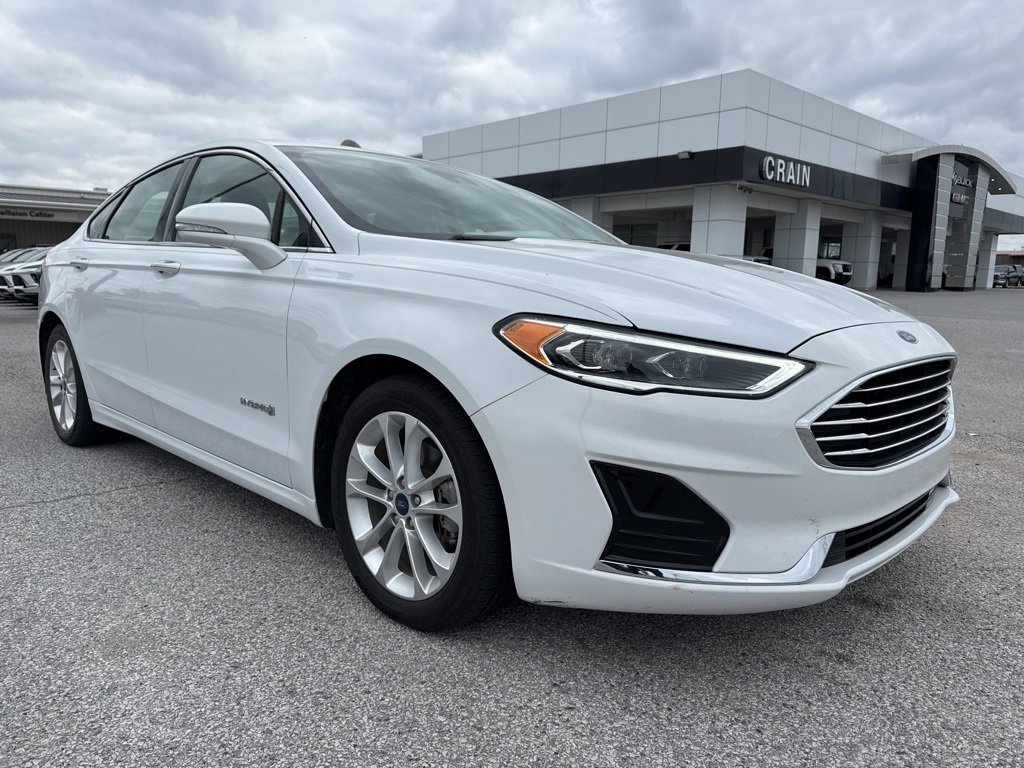 Used 2019 Ford Fusion SEL image 28