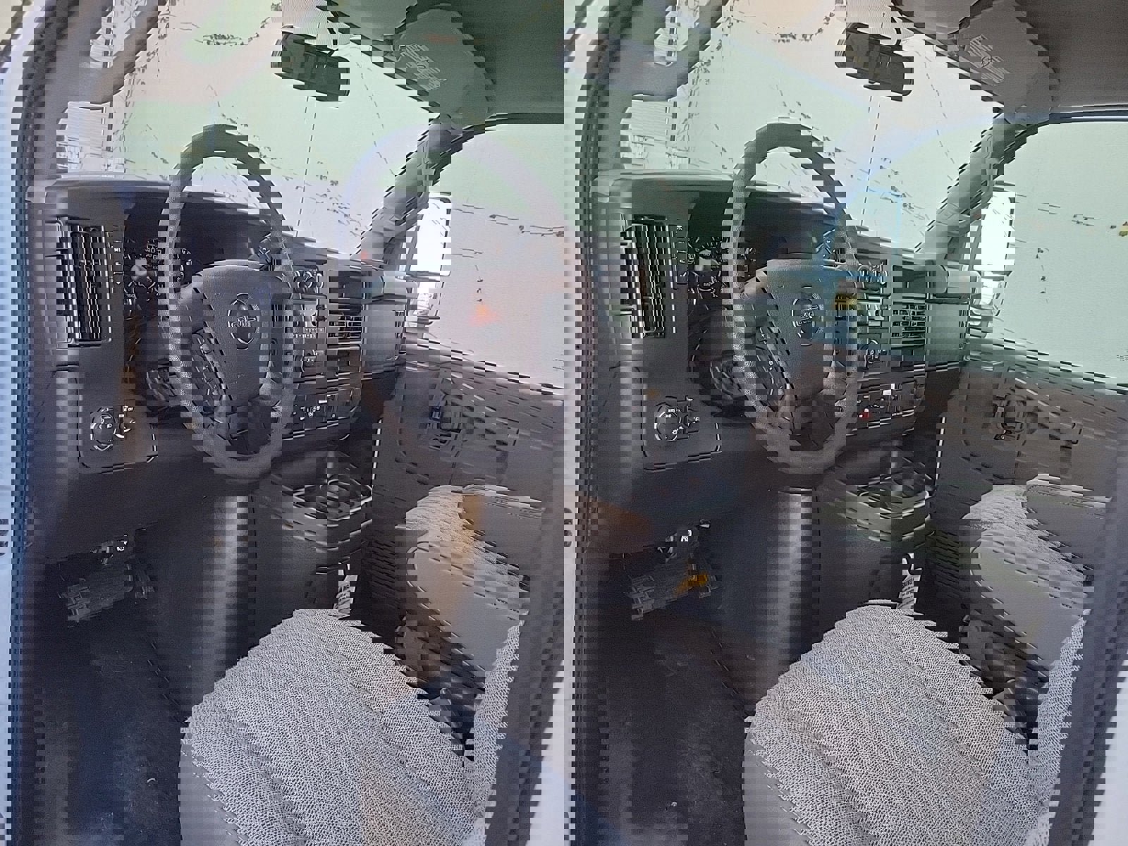 New 2025 GMC Savana 3500 w/ Power Convenience Package image 17