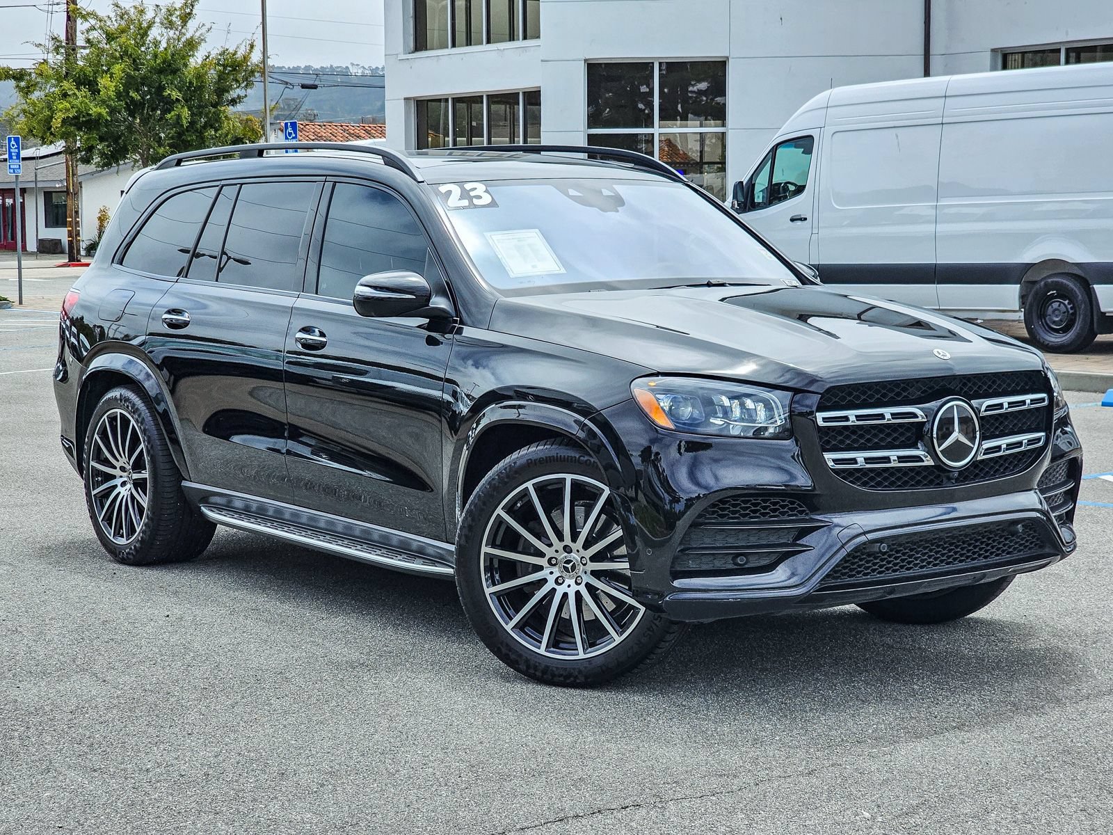 Used 2023 Mercedes-Benz GLS 580 4MATIC video 1