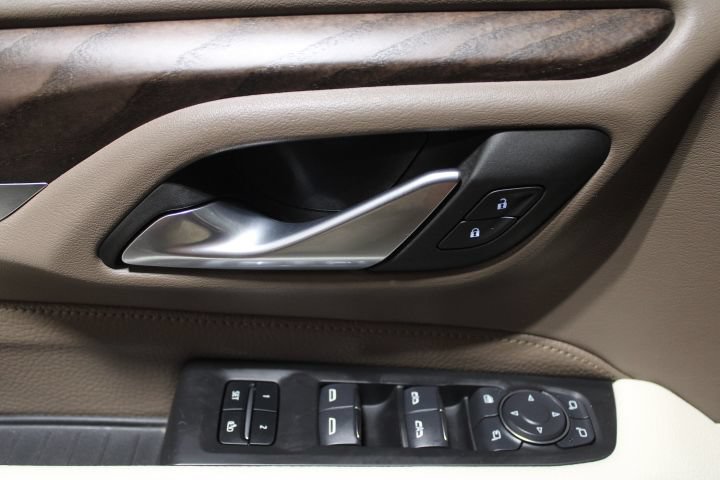 Used 2024 GMC Yukon XL Denali AWD/4WD image 21