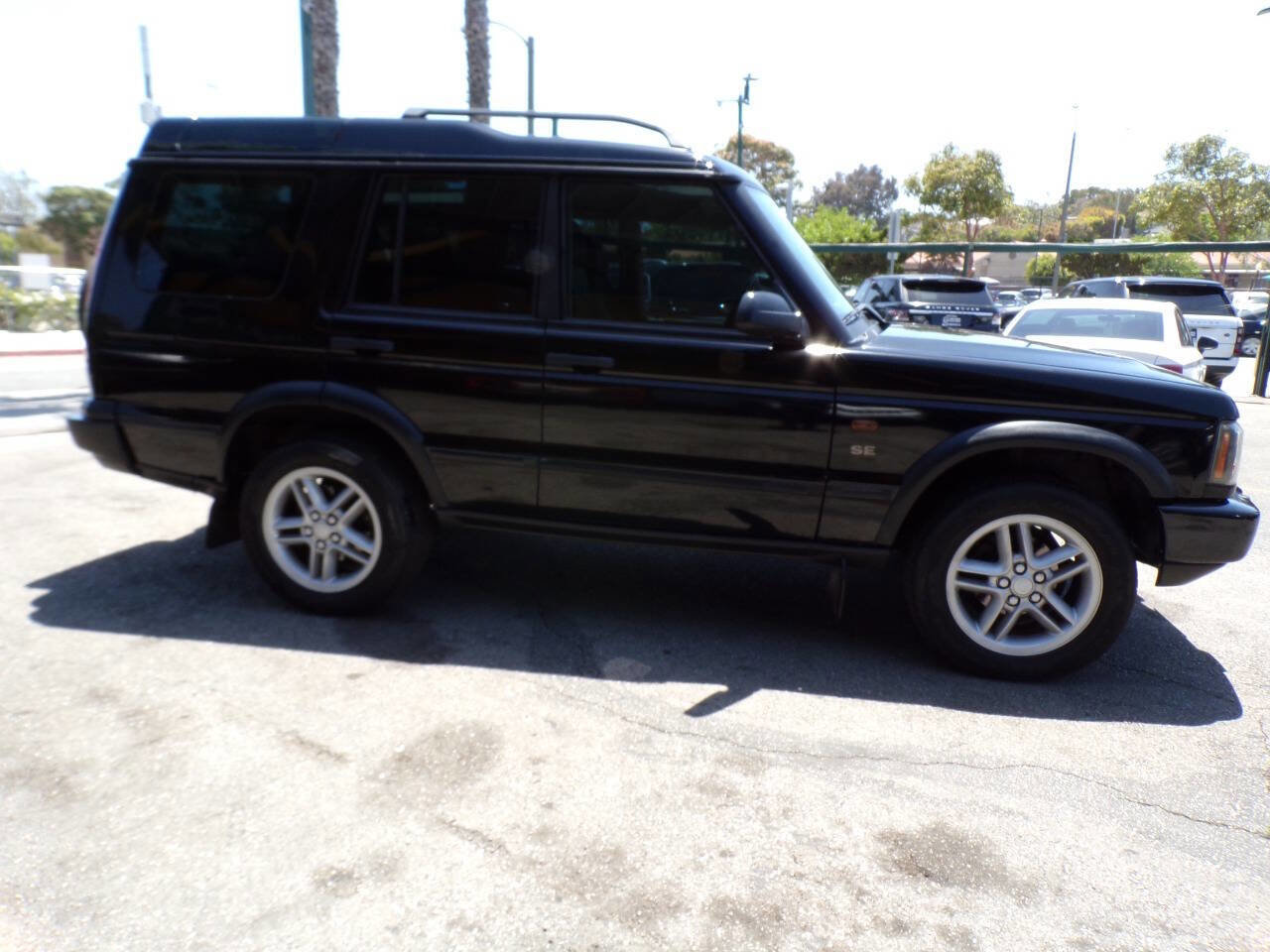 Used 2003 Land Rover Discovery SE image 3