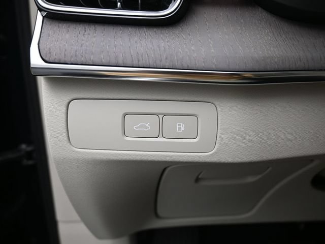 New 2026 Volvo XC90 T8 Ultra w/ Protection Package Premier AWD/4WD image 29