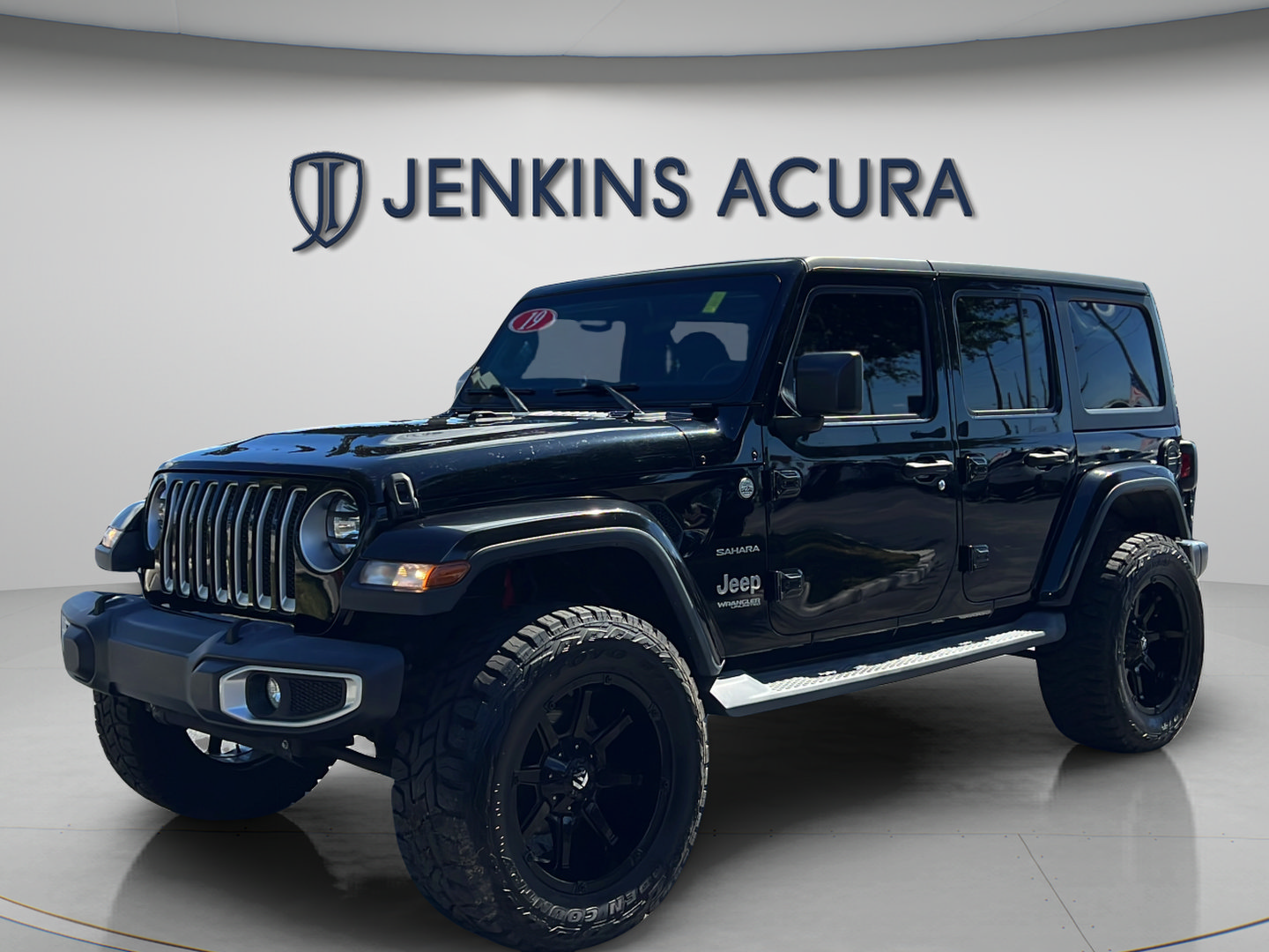 Used 2019 Jeep Wrangler Unlimited Sahara AWD/4WD image 7
