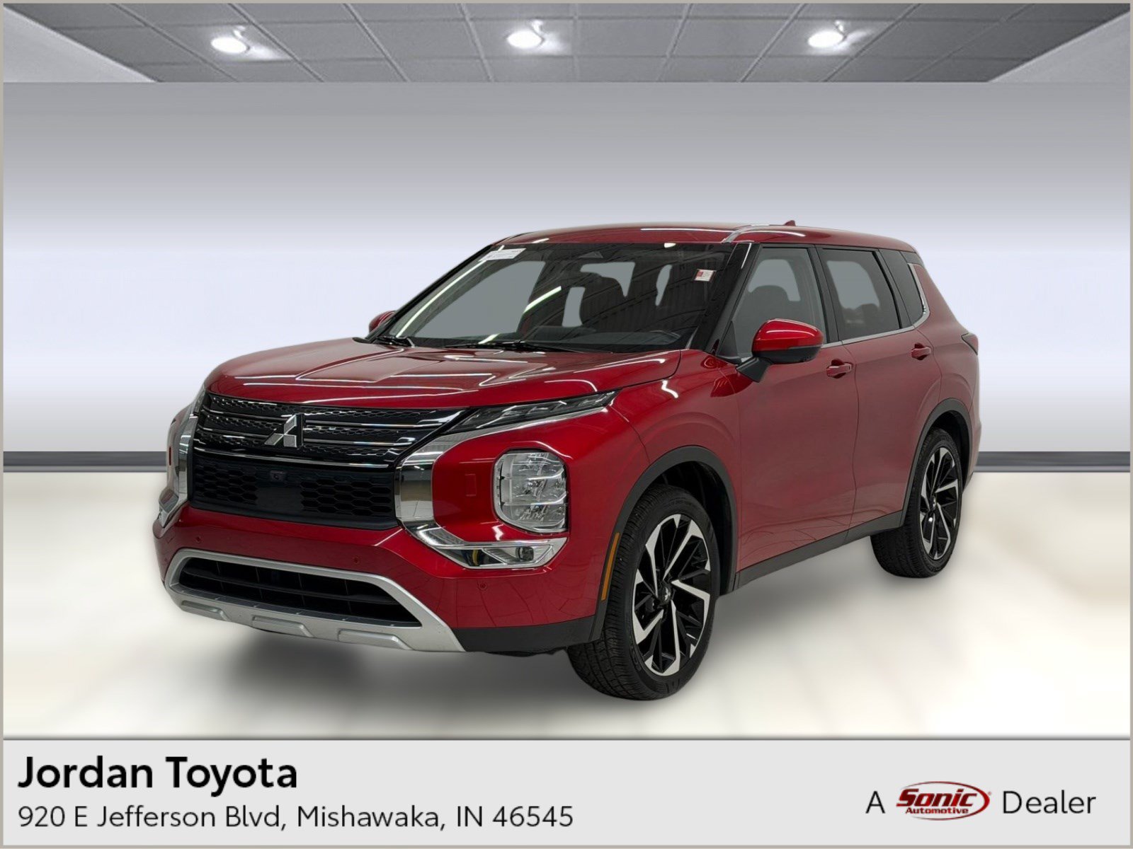 Used 2024 Mitsubishi Outlander SE AWD/4WD image 1