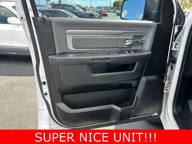 Used 2022 RAM 1500 Classic SLT image 12