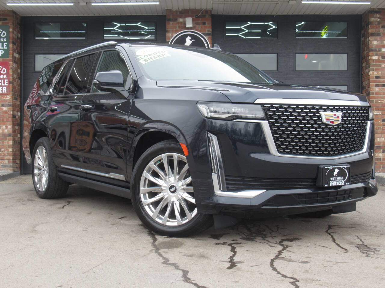 Used 2021 Cadillac Escalade Premium Luxury w/ Driver Assist Tech Package image 2