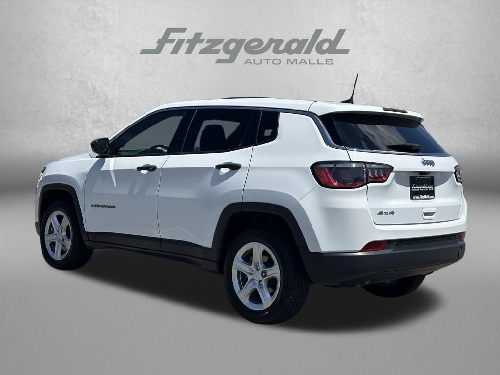 Used 2023 Jeep Compass Sport AWD/4WD image 7