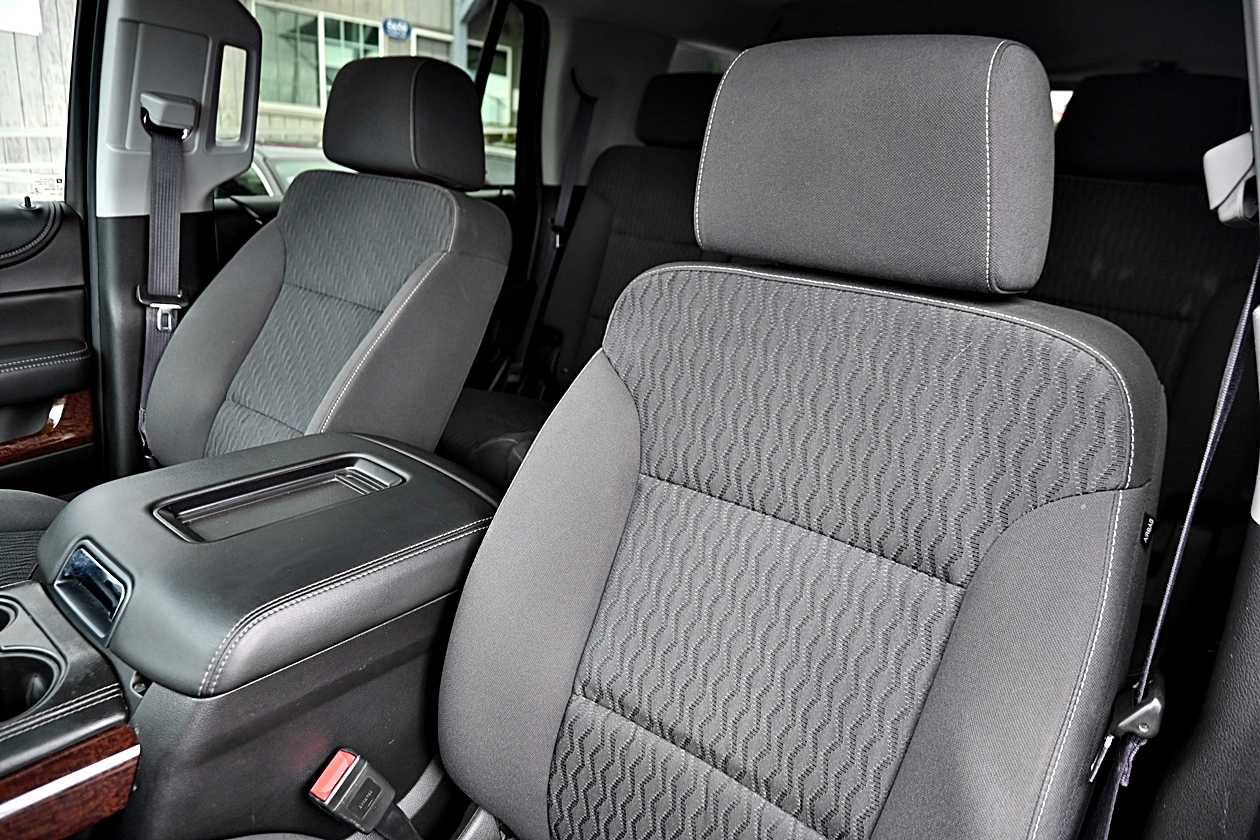 Used 2017 GMC Yukon SLE w/ Convenience Package RWD image 19