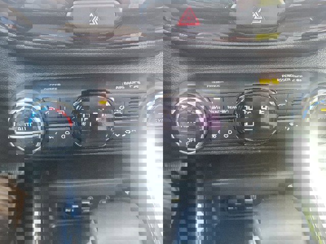 Used 2023 Kia Soul EX image 14