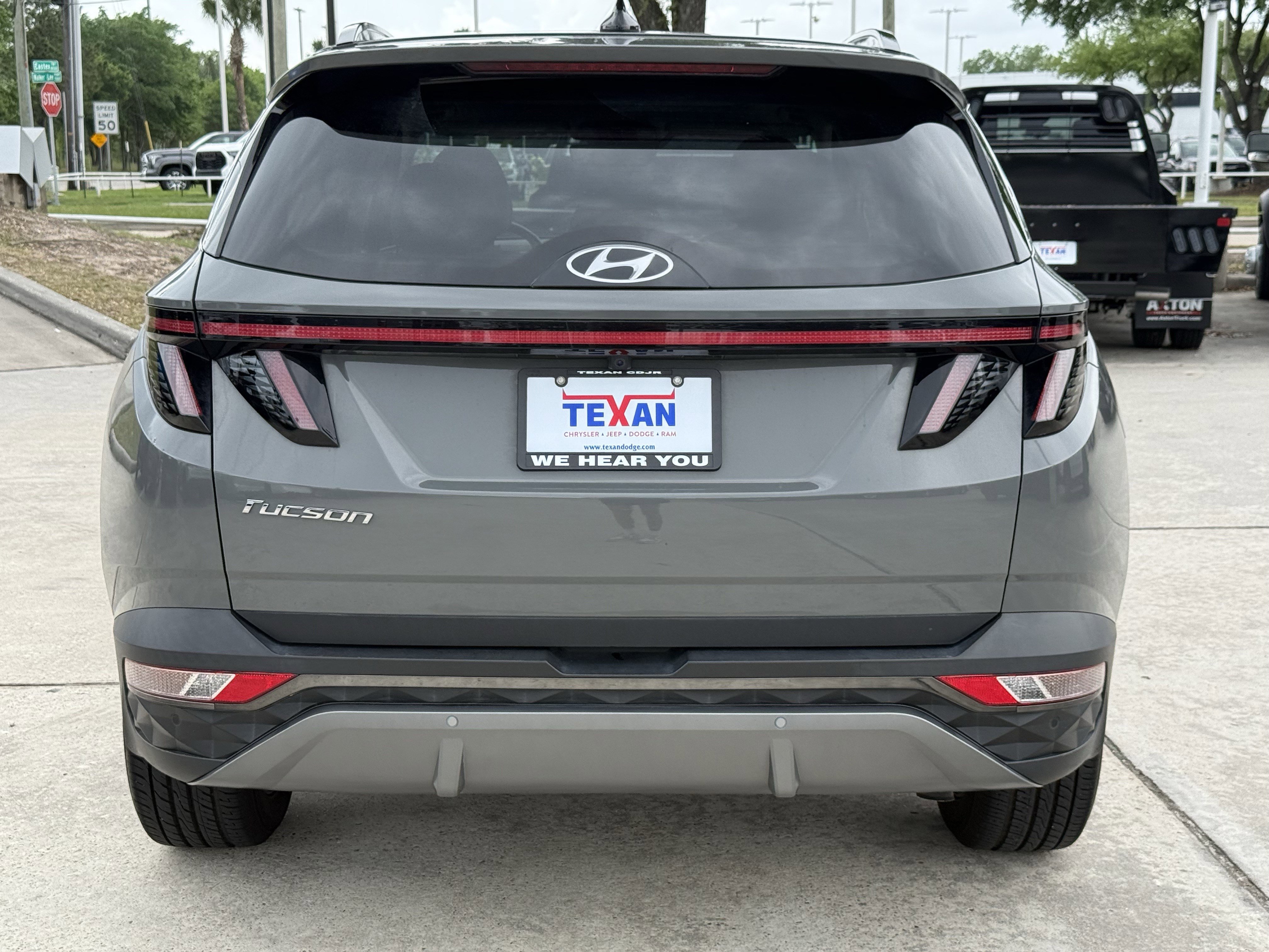 Used 2024 Hyundai Tucson Limited FWD image 6