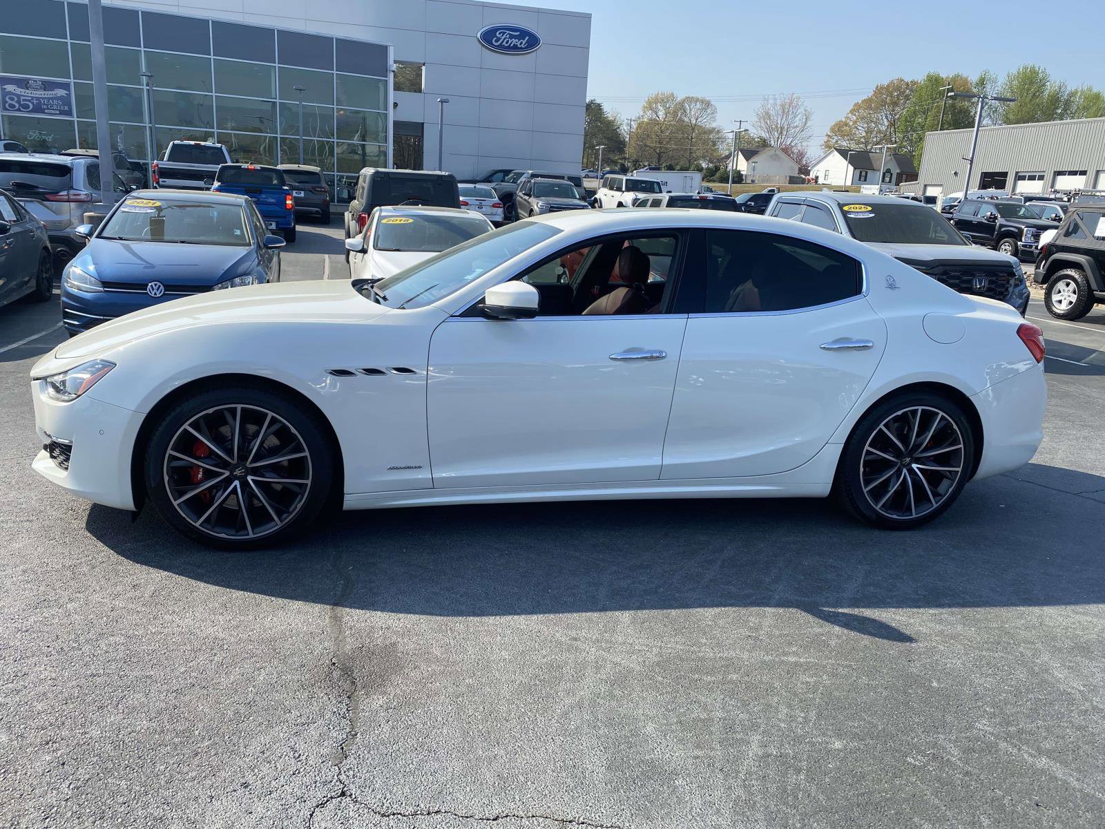 Used 2019 Maserati Ghibli S GranLusso image 4